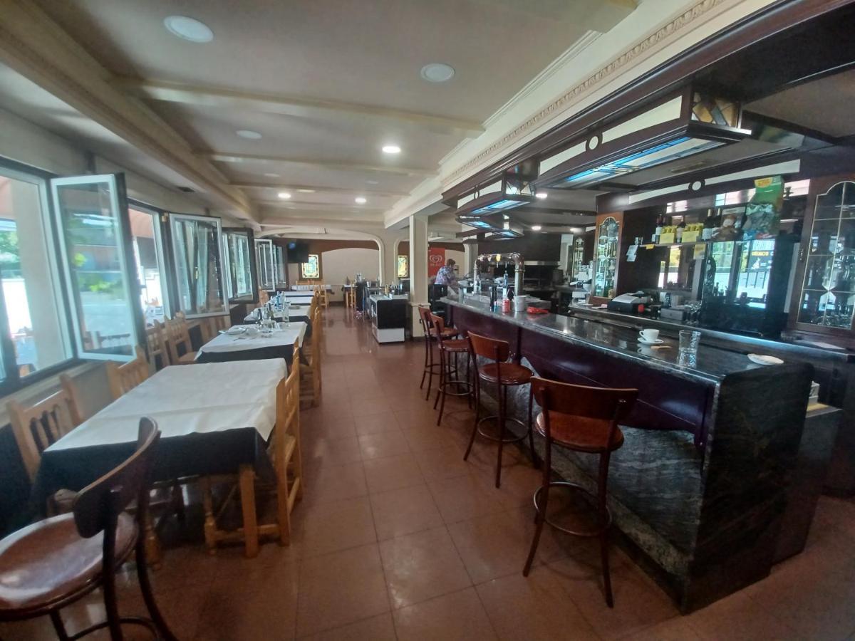 O Camino Hotell Oroso Eksteriør bilde